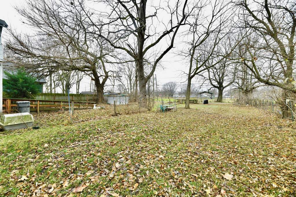 558 562 Tremont, Indianapolis, IN 46222 MLS 21956504 properties