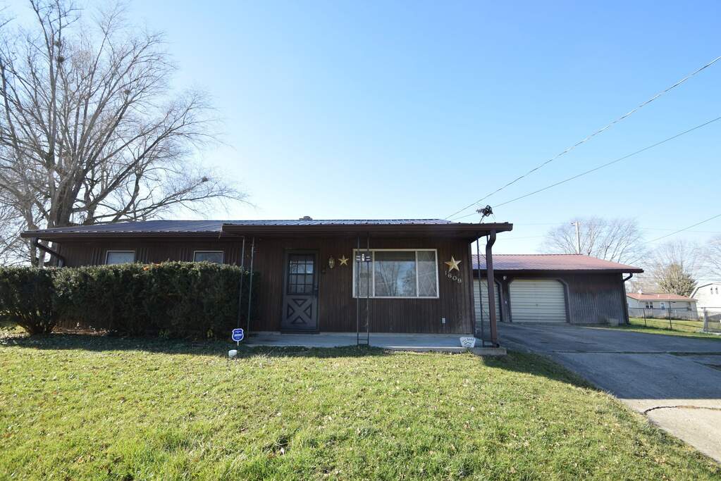1609 Athens Drive, Crawfordsville, IN 47933 MLS 21956639