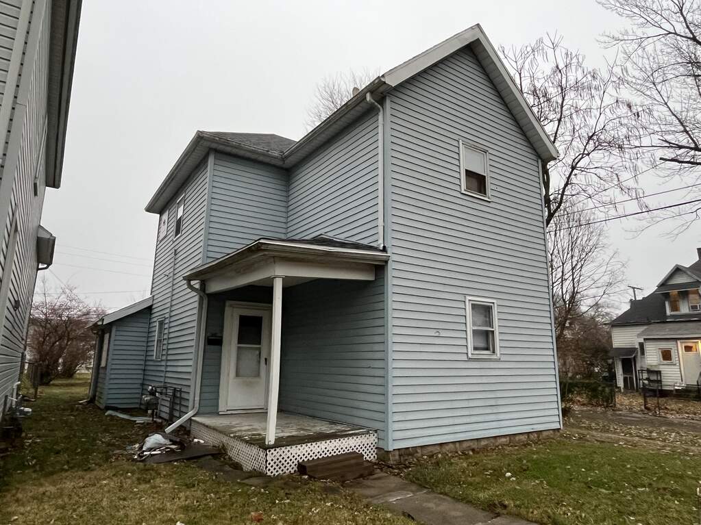 1714 W Adams Street, Muncie, IN 47303 MLS 21956811 properties Indy