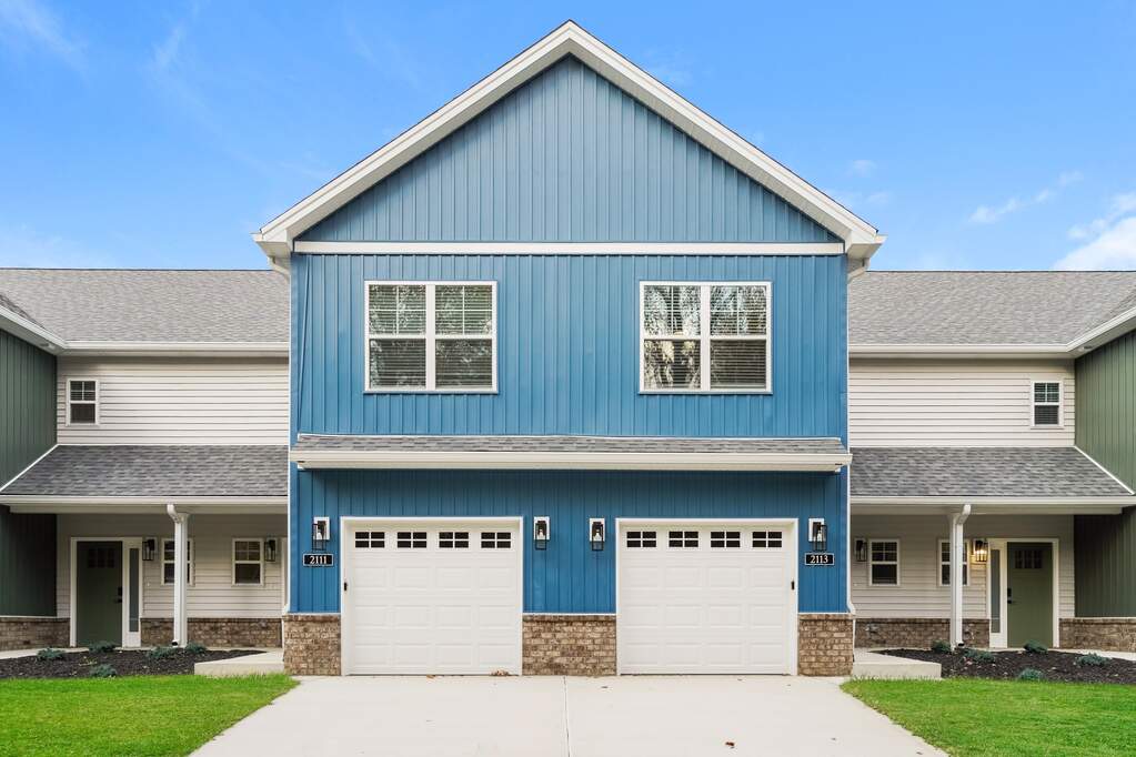 2113 Paddle Wheel Drive, Jeffersonville, IN 47130 MLS 21956867