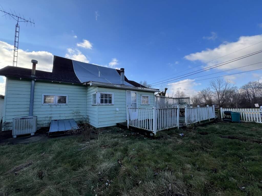 434 W Main Street, Redkey, IN 47373 MLS 21957716 properties Indy