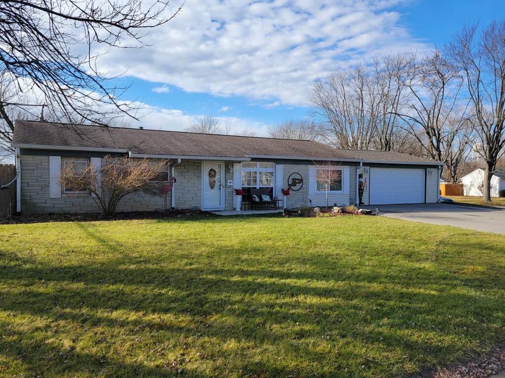 814 Willark Drive, Whiteland, IN 46184 MLS 21957855 properties Indy