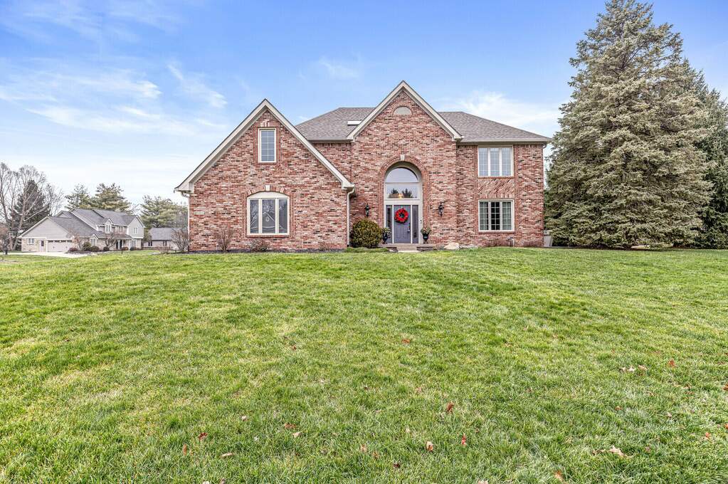 6862 Riverside Way, Fishers, IN 46038 MLS 21957872 properties Indy