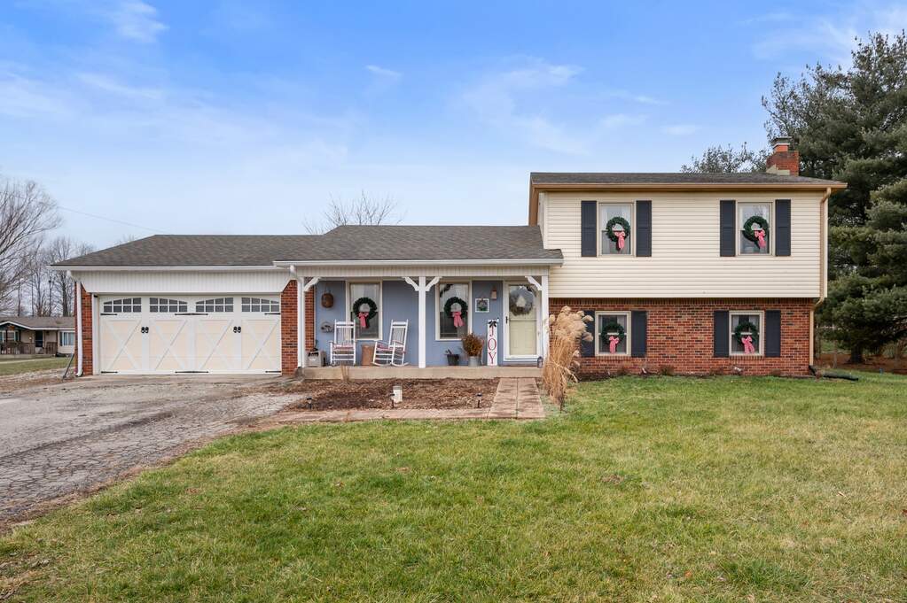 2628 S Morristown Pike, Greenfield, IN 46140 MLS 21959036 properties Indy