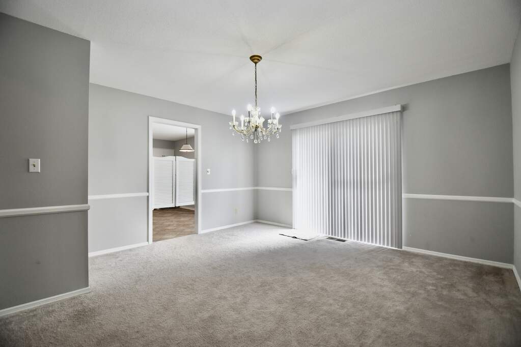 910 Park Central Drive S 910B, Indianapolis, IN 46260 MLS 21959113 properties Indy