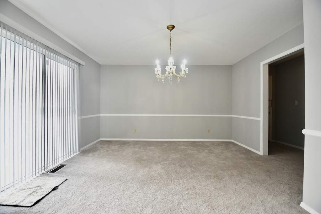 910 Park Central Drive S 910B, Indianapolis, IN 46260 MLS 21959113 properties Indy