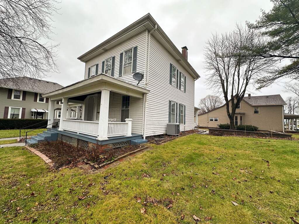 412 S Water Street, Crawfordsville, IN 47933 MLS 21959665