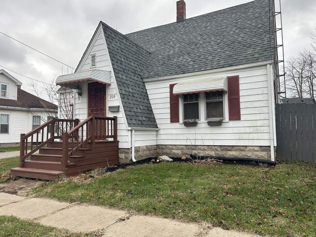 205 Moore Street, Crothersville, IN 47229 MLS 21959968 properties