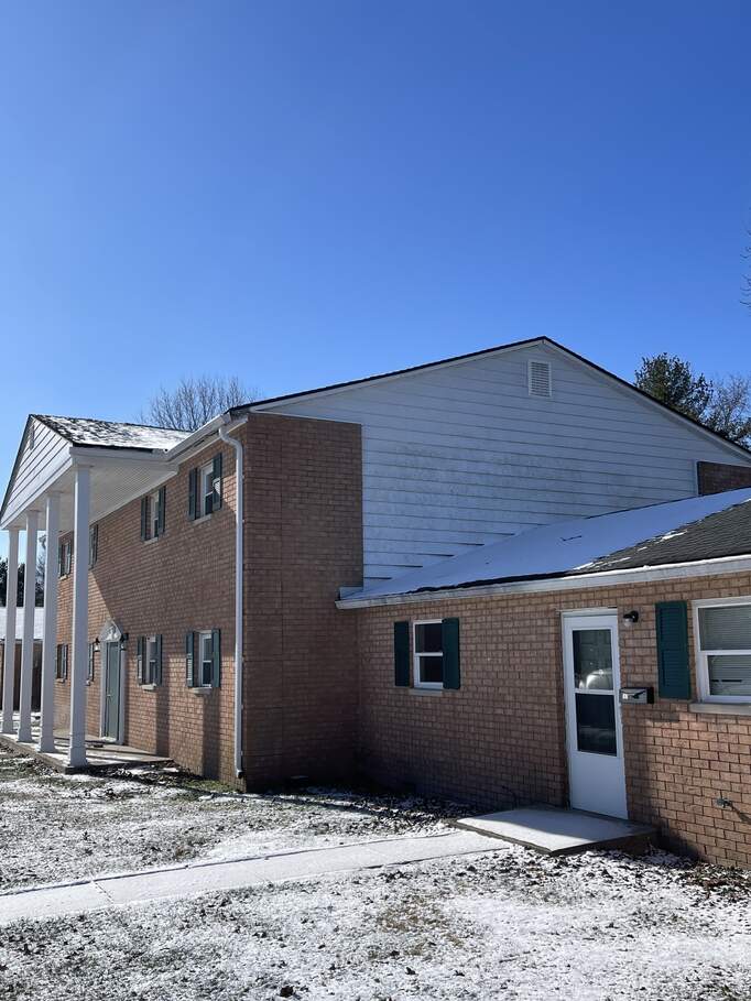 1410 Unit 12 E Jefferson Street, Franklin, IN 46131 MLS 21960102 properties Indy