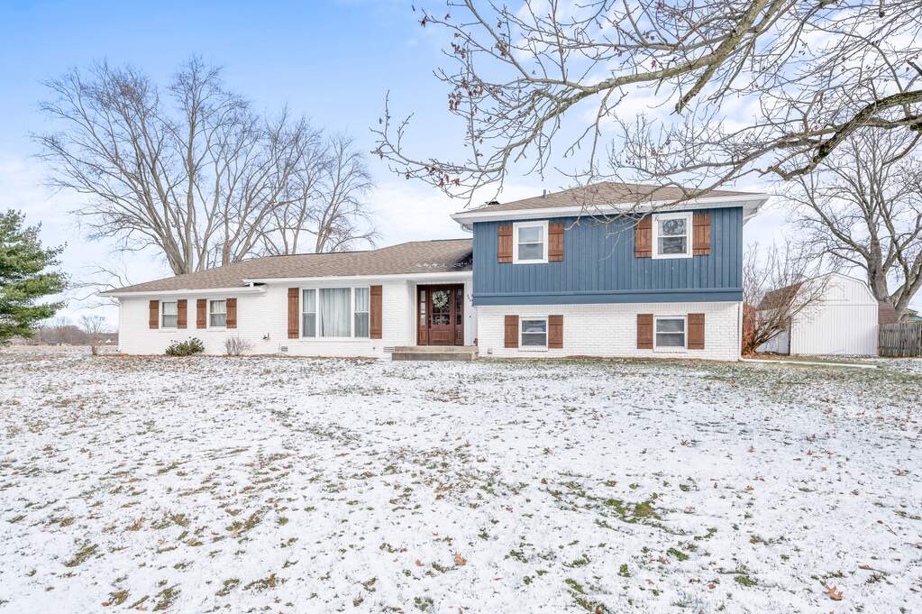 445 Poplar Drive, Greenwood, IN 46142 MLS 21960204 properties Indy