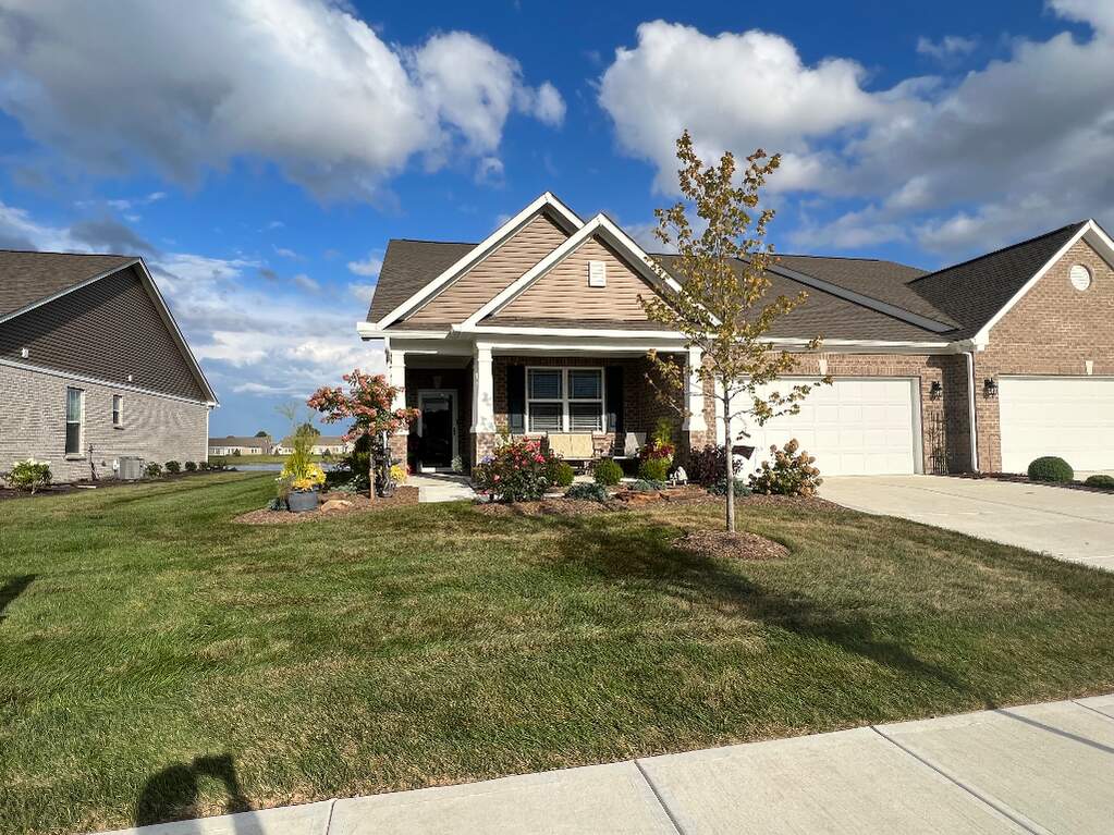 1581 Sadler Way, Avon, IN 46123 MLS 21960361 properties Indy