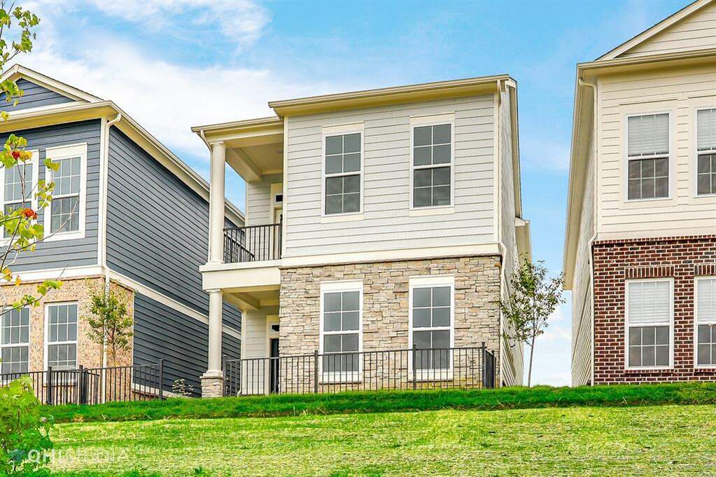 1093 Valentine Lane, Carmel, IN 46032 MLS 21961038 properties Indy