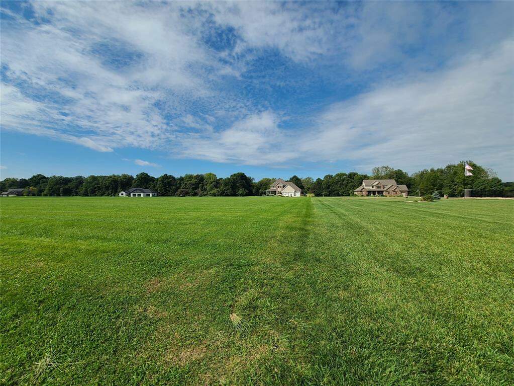 3930 N Shrine Farms Street, Terre Haute, IN 47805 MLS 21961424