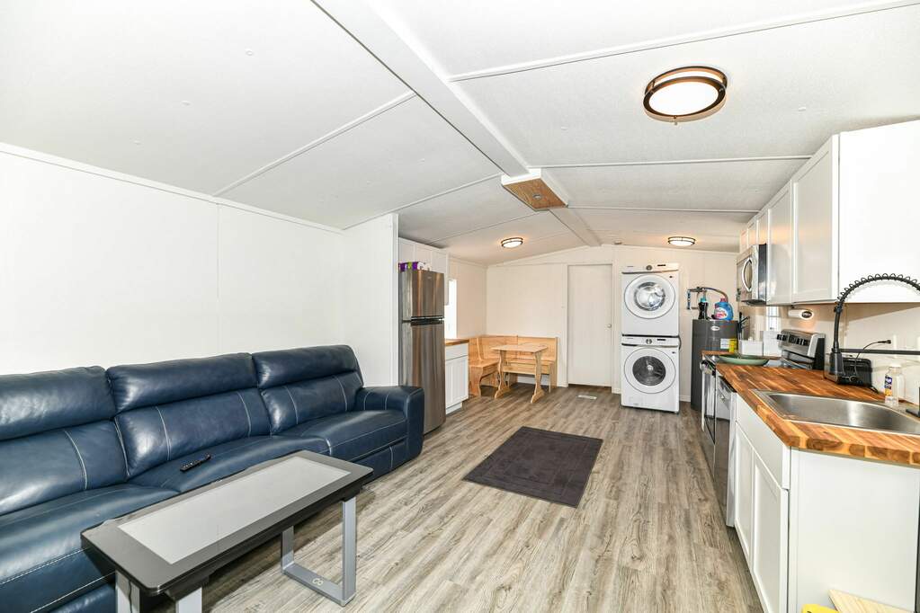 18 Morse Court, Cicero, IN 46034 MLS 21965707 properties Indy