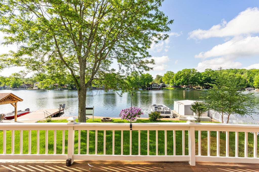 8806 S Bergman Drive, Nineveh, IN 46164 MLS 21967074 properties Indy