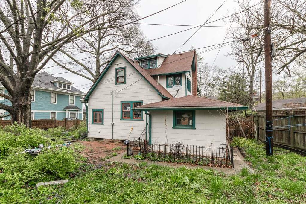 52 S Irvington Avenue, Indianapolis, IN 46219 MLS 21972608 properties Indy