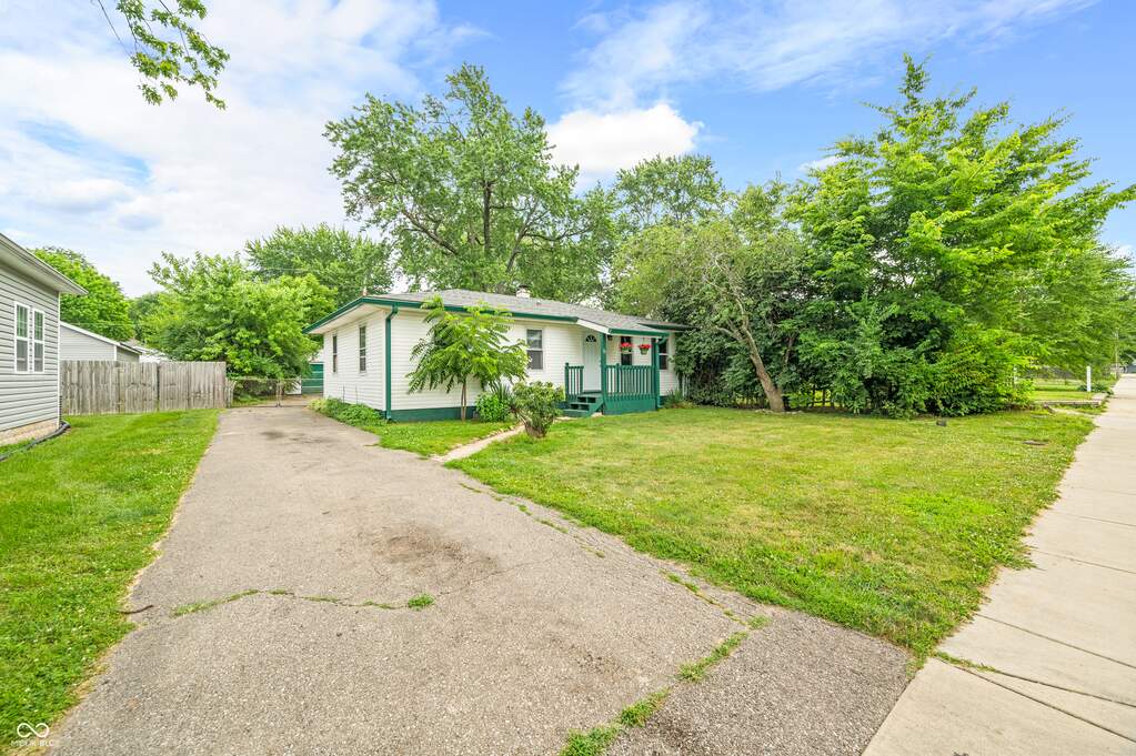 29 Irma Street, Bargersville, IN 46106 MLS 21984616 properties Indy