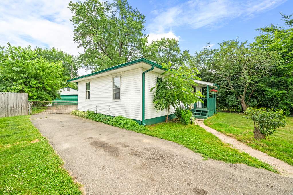 29 Irma Street, Bargersville, IN 46106 MLS 21984616 properties Indy