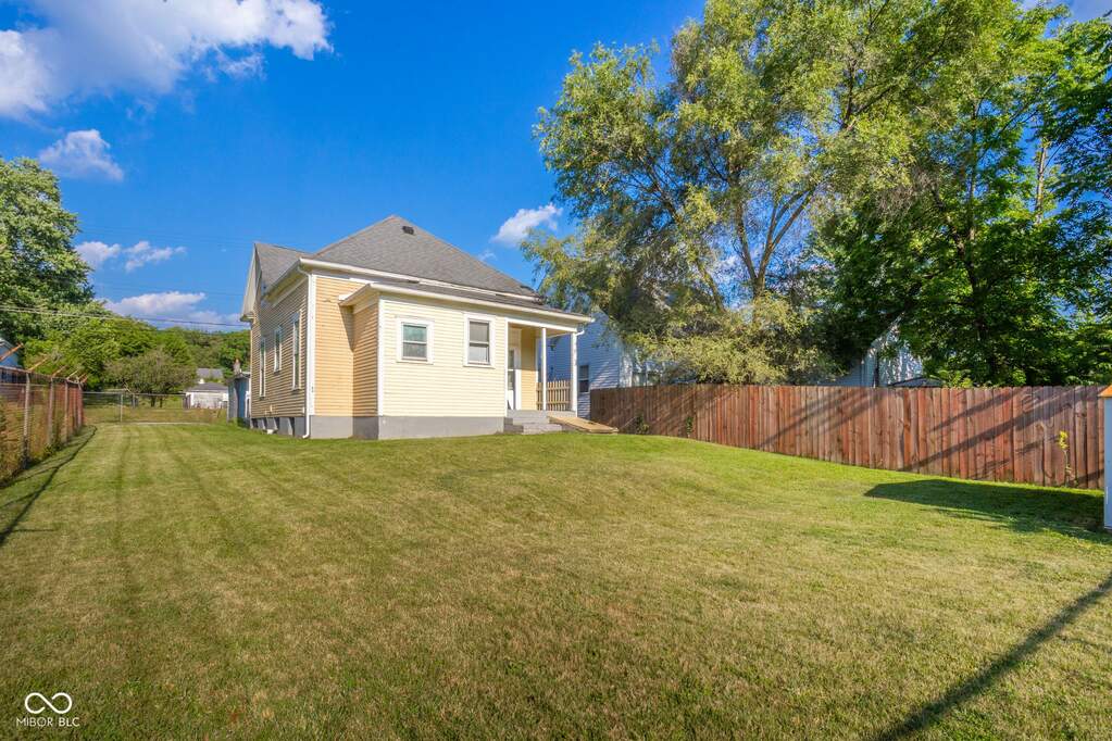 575 N 12th Street, New Castle, IN 47362 MLS 21985544 properties Indy