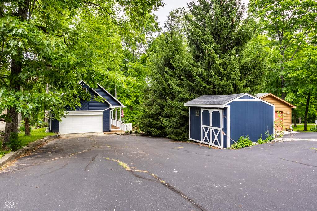 7062 Sunset Drive, Nineveh, IN 46164 MLS 21986143 properties Indy