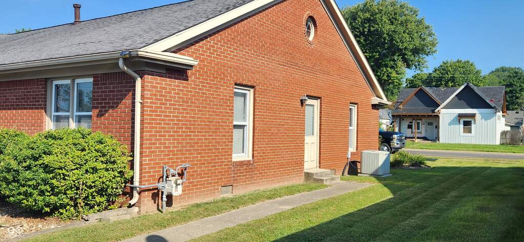 1209 E Morgan Street, Martinsville, IN 46151 - View 3