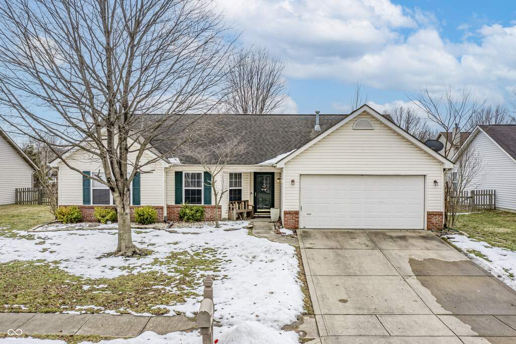 10099 Long Meadow Drive, Fishers, IN 46038