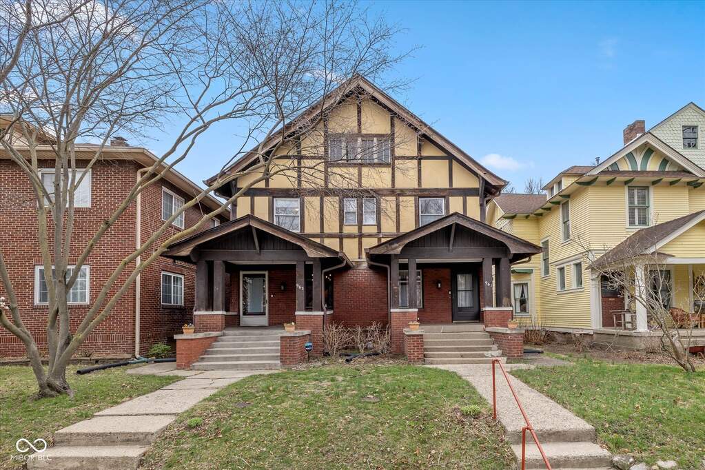 961 Woodruff Place West Drive