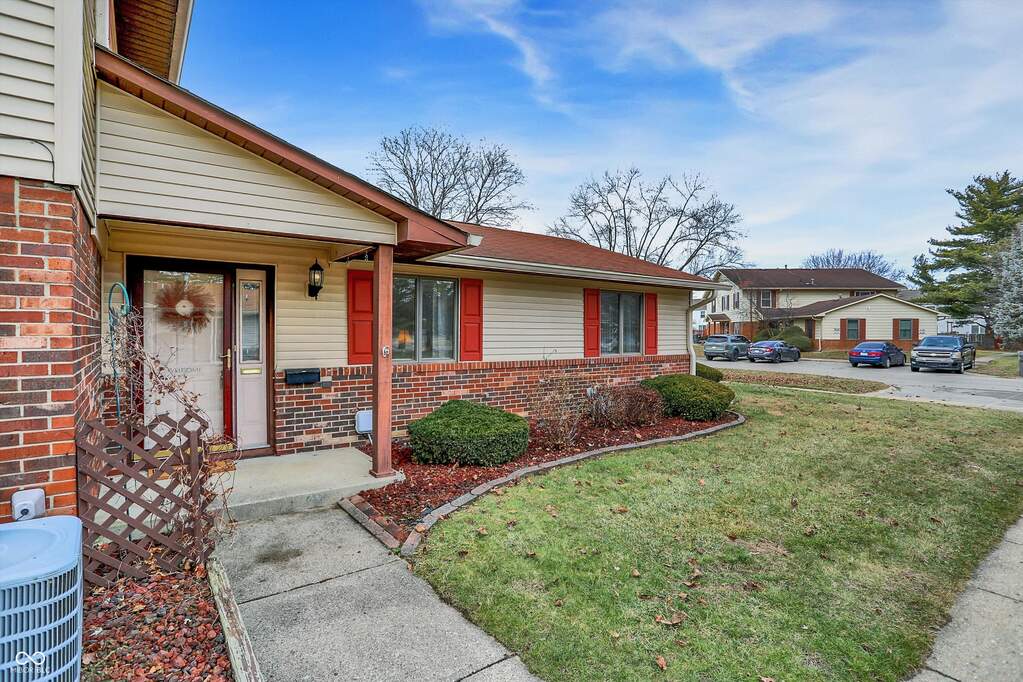 10173 Penrith Drive, Indianapolis, IN 46229 - View 2
