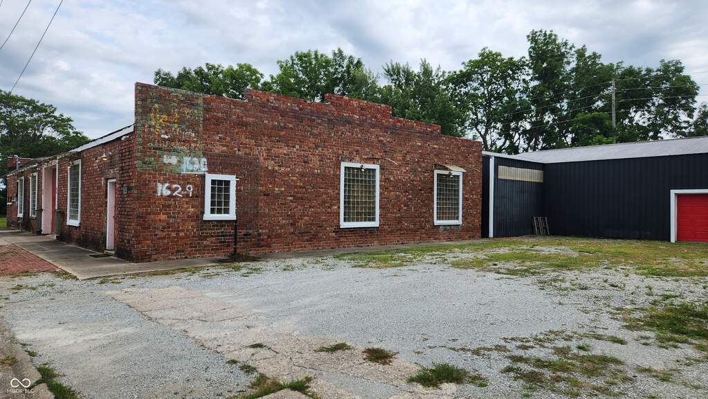 1629 W 18th Street, Anderson, IN 46016 - View 3