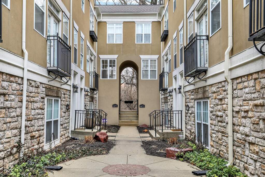 Y・M 6664 Junction Lane, Indianapolis, IN 46220 | MLS# 22086193