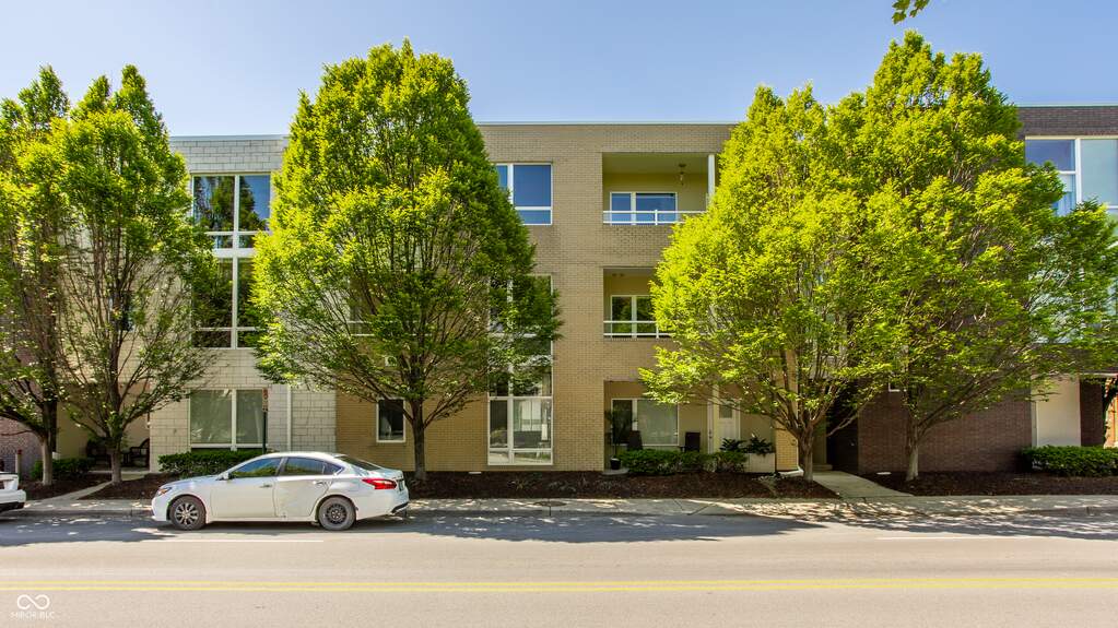932 Broadway Street #14, Indianapolis, IN 46202 - View 2