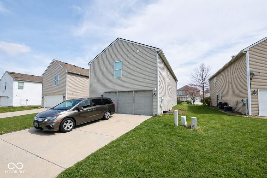 2354 Blackthorn Drive, Franklin, IN 46131 - View 5