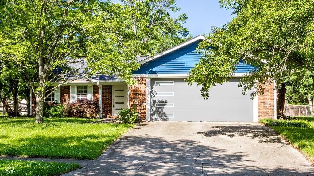 8820 Deer Run Drive, Indianapolis, IN 46256 | MLS# 22109219