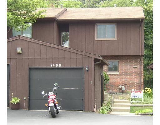 1409 Midland Ct. #1409