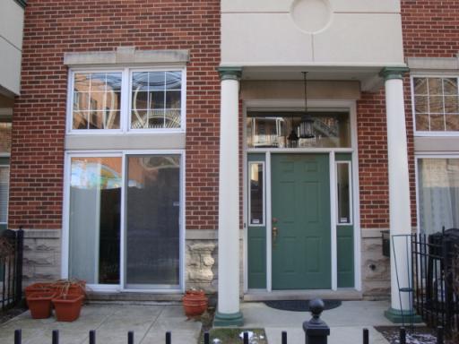 5230 S University Avenue #M