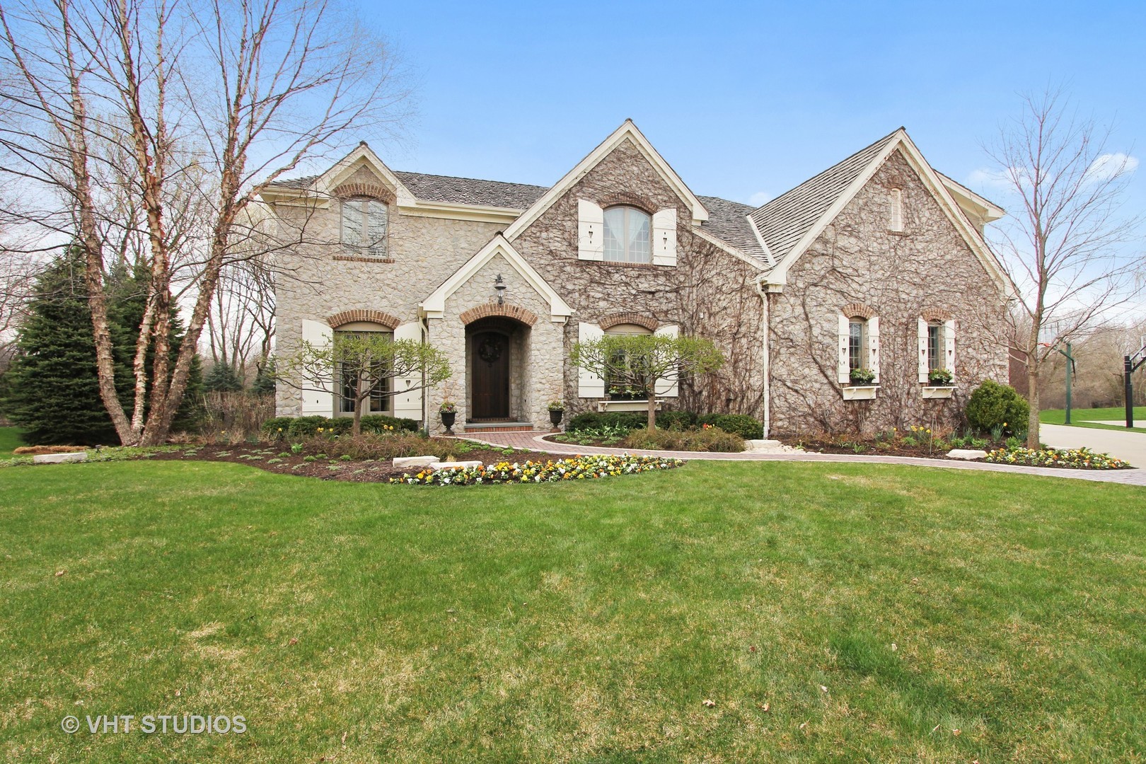 1312 Vineyard Lane, Libertyville, IL 60048 MLS 9597289 properties