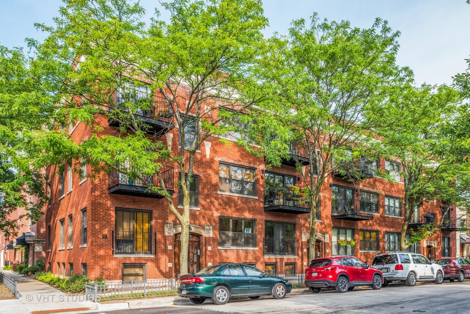 3604 N Magnolia Avenue 2, Chicago, IL 60613 MLS 9728807