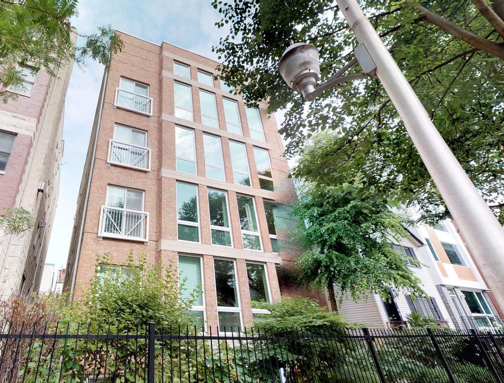 1519 N Mohawk Street 100, Chicago, IL 60610 MLS 10260905 properties Chicagoland