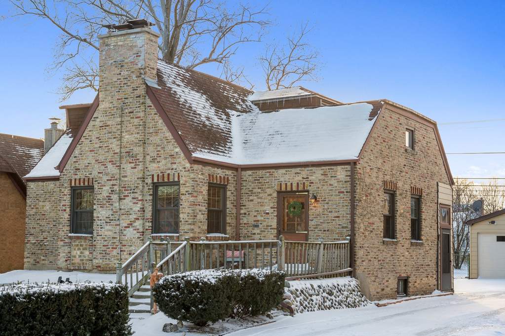 816 N Dunton Avenue, Arlington Heights, IL 60004 MLS 10262106 properties Chicagoland