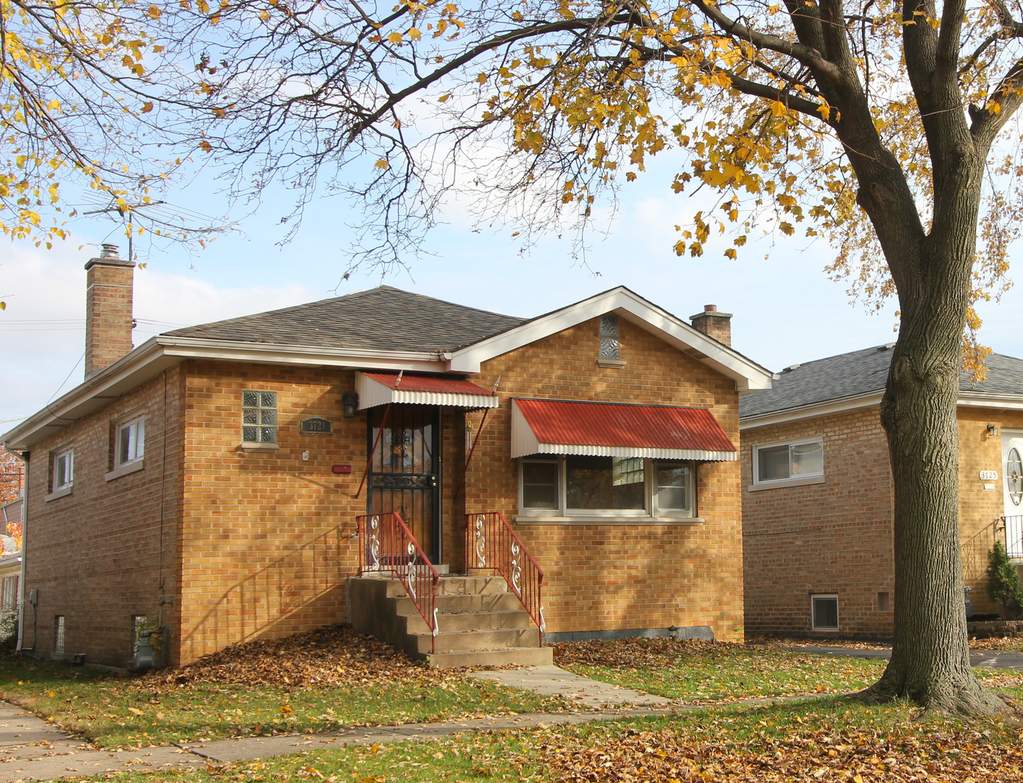 3721 Harvey Avenue, Berwyn, IL 60402 MLS 10270728 properties