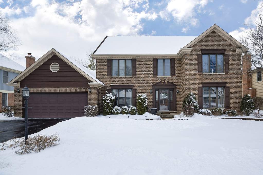 930 Wedgewood Drive, Glenview, IL 60025 MLS 10276994 properties