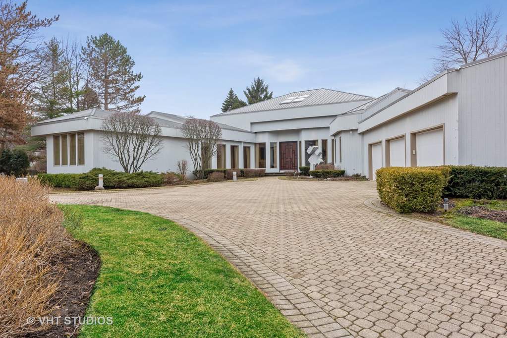 1275 Waters Edge Lane, Northbrook, IL 60062 MLS 10305631 properties Chicagoland