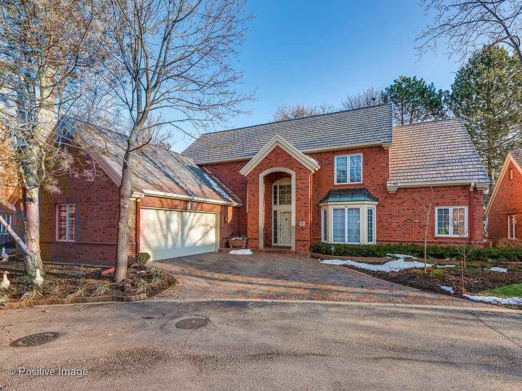 12 Regent Wood Road Northfield Illinois Mls Properties