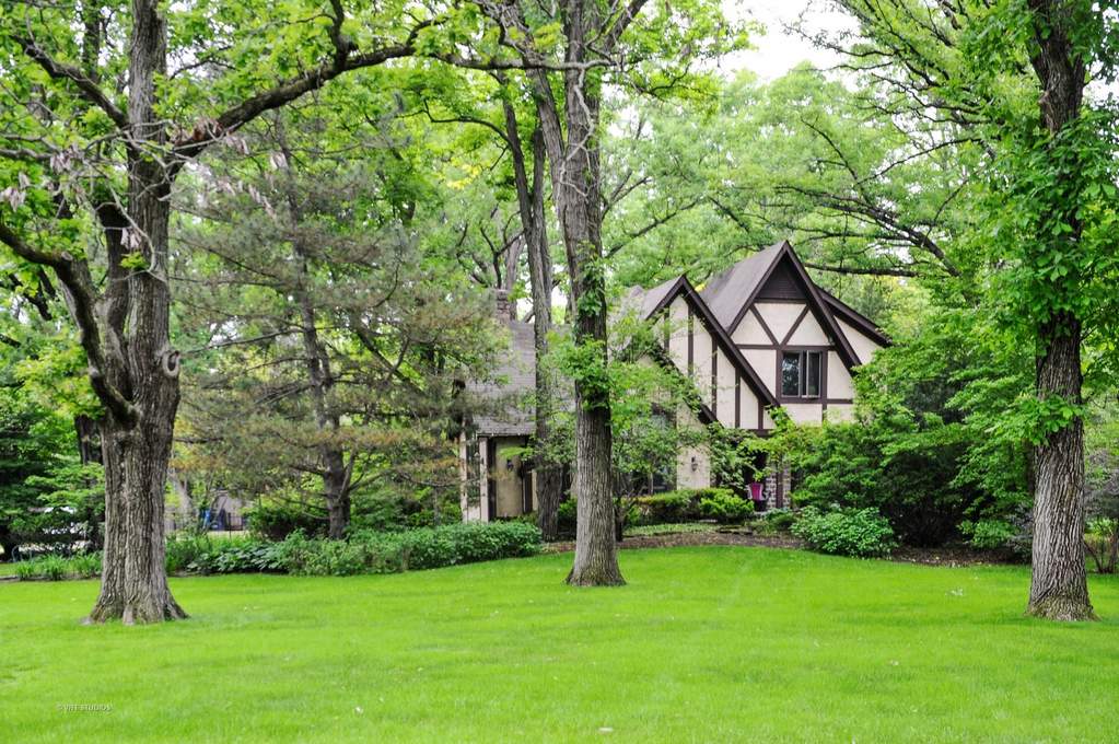 2860 Duffy Lane, Riverwoods, IL 60015 MLS 10386566 properties