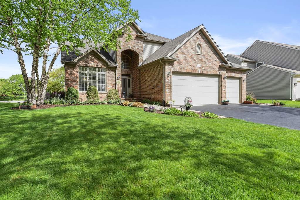 513 Waterford Drive, Oswego, IL 60543 MLS 10391469 properties