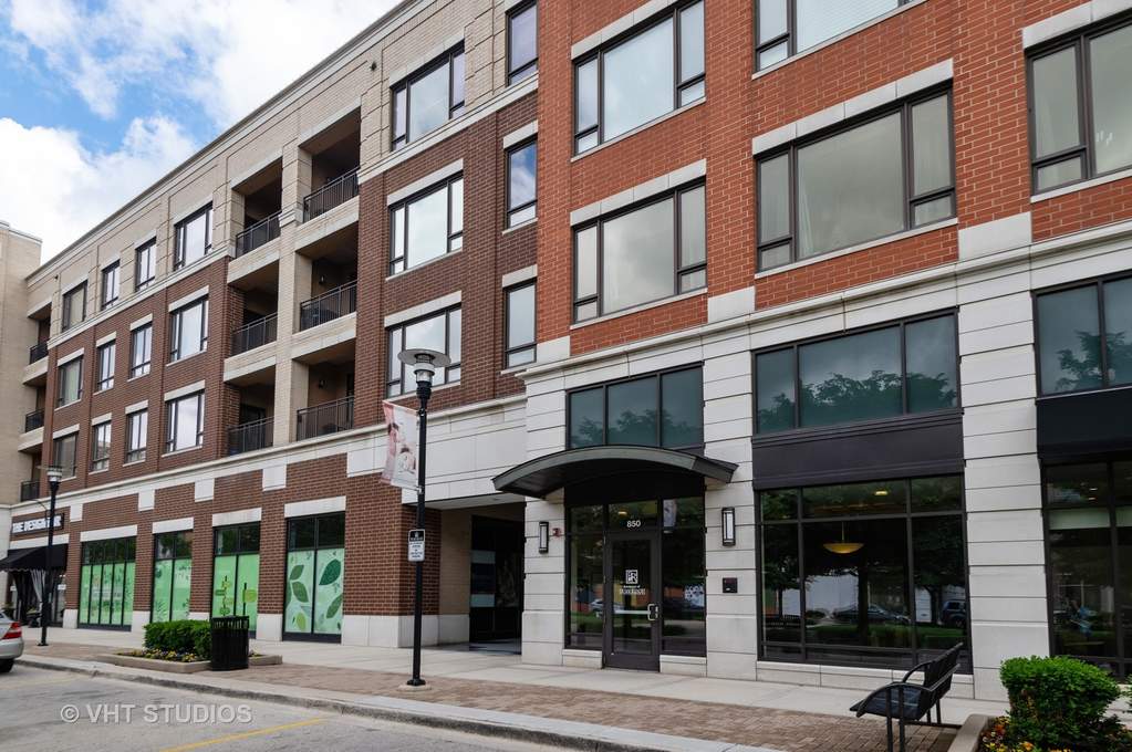 850 Village Center Drive 201, Burr Ridge, IL 60527 MLS 10400078 properties Chicagoland