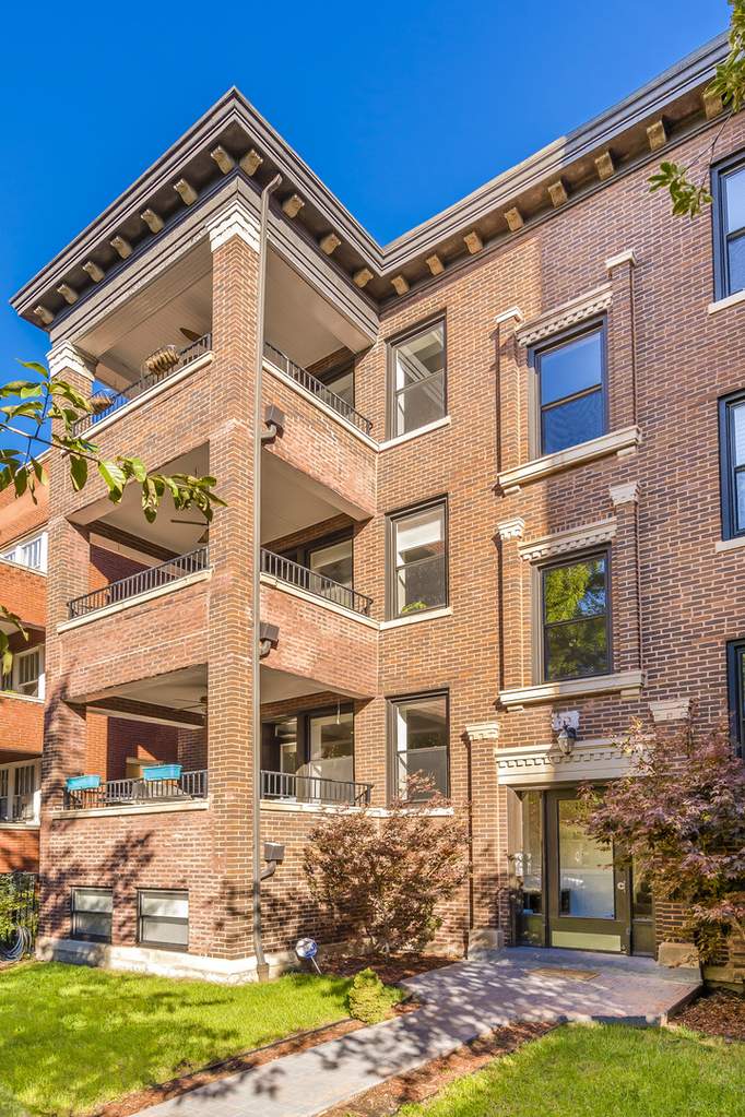 1216 W Winnemac Avenue 1W, Chicago, IL 60640 MLS 10403275