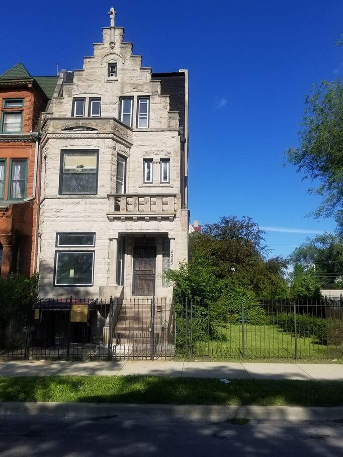 4203 S King Drive, Chicago, IL 60653 MLS 10417336 properties