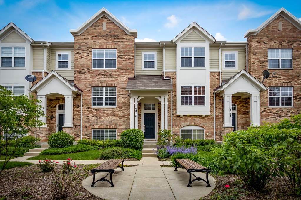 6813 Meadow Lane, Morton Grove, IL 60053 MLS 10422399 properties