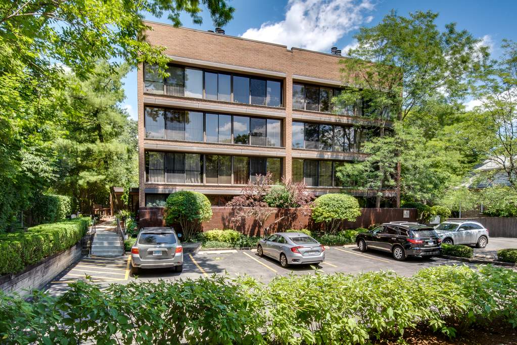 619 Glenview Avenue 104, Highland Park, IL 60035 MLS 10449768